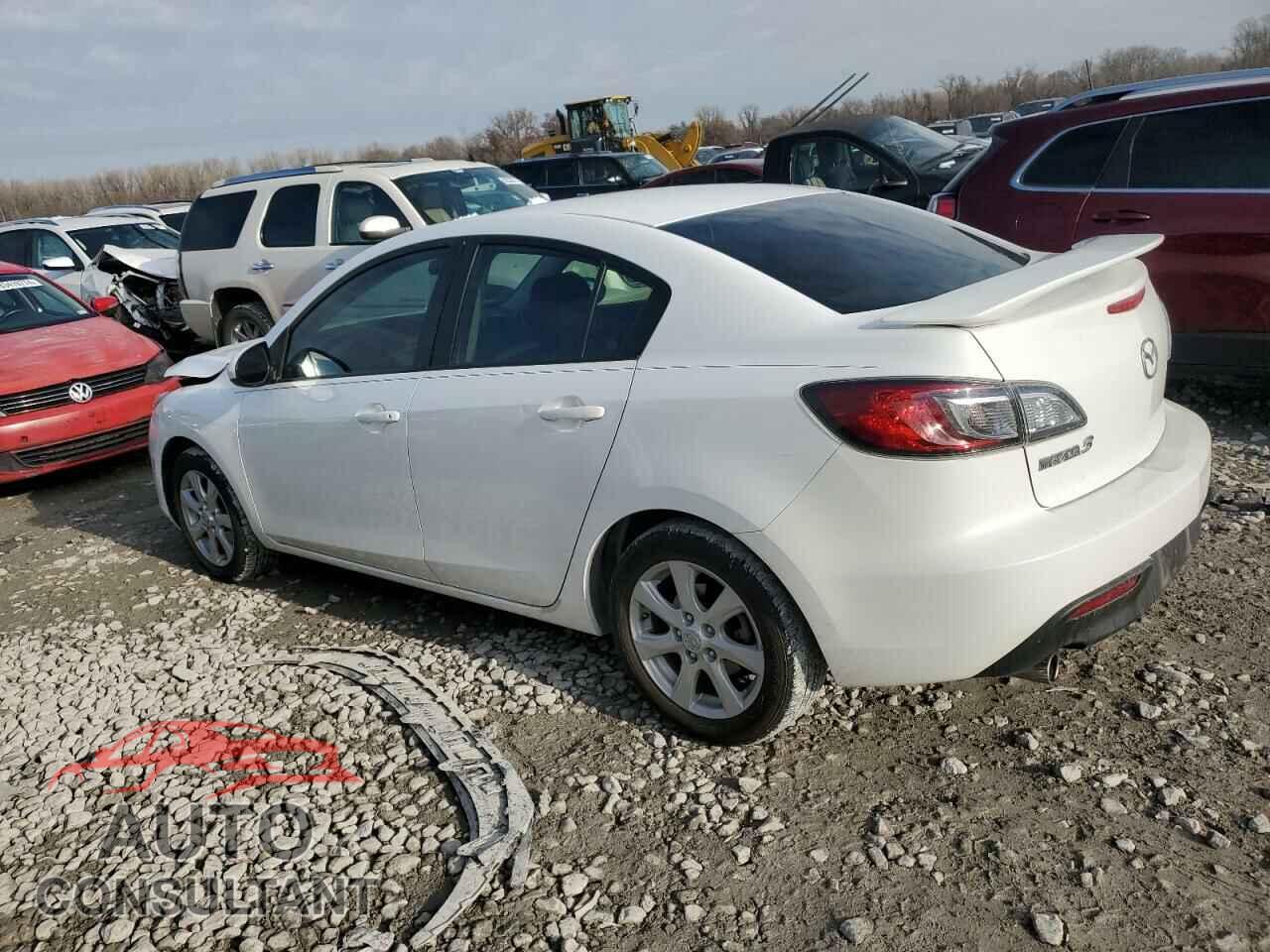 MAZDA 3 2011 - JM1BL1VF7B1357742