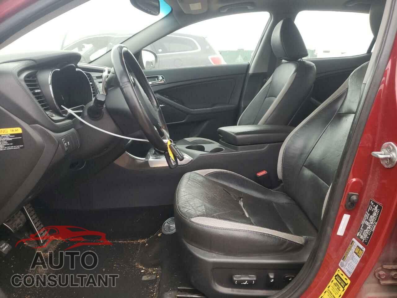 KIA OPTIMA 2012 - 5XXGR4A64CG024061