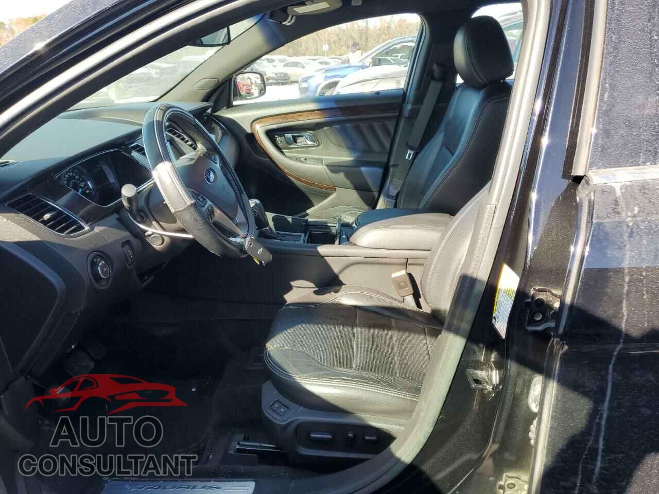 FORD TAURUS 2016 - 1FAHP2F82GG101541