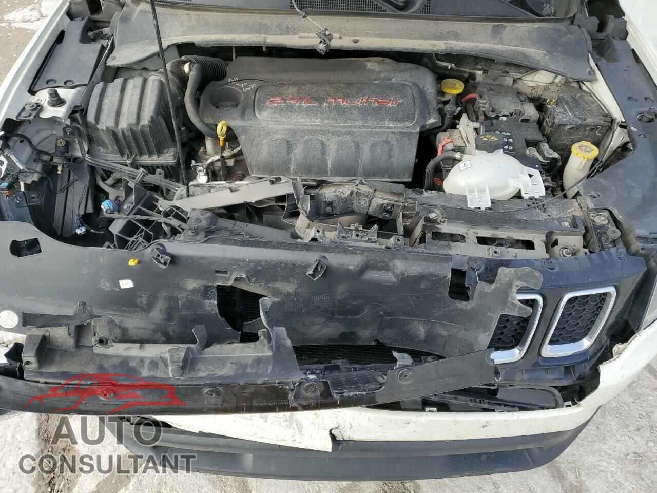 JEEP COMPASS 2017 - 3C4NJDBB4HT646195