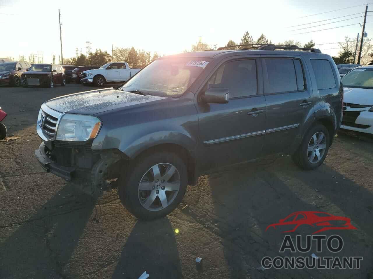 HONDA PILOT 2013 - 5FNYF4H99DB001392