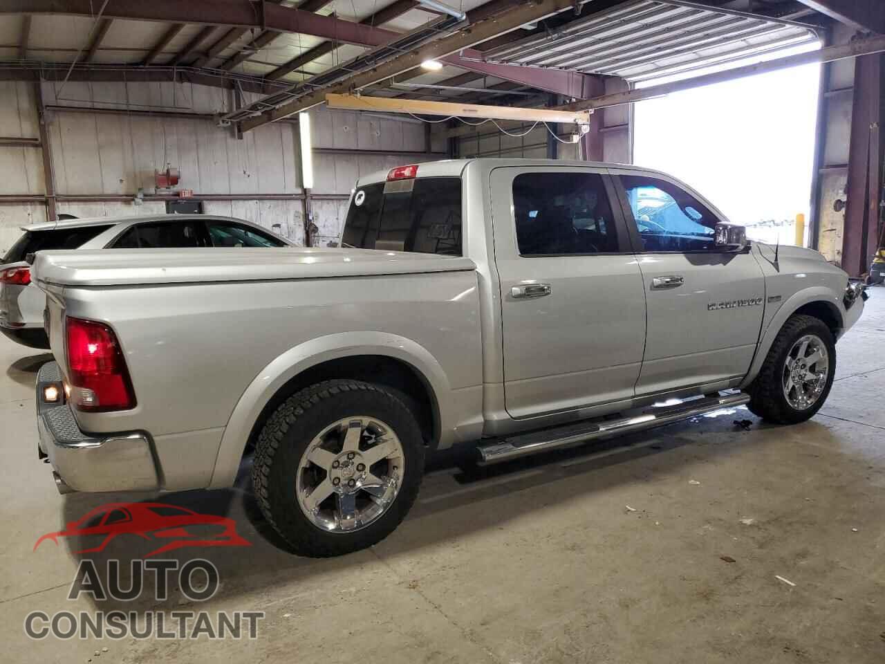 DODGE RAM 1500 2012 - 1C6RD6NT9CS174361