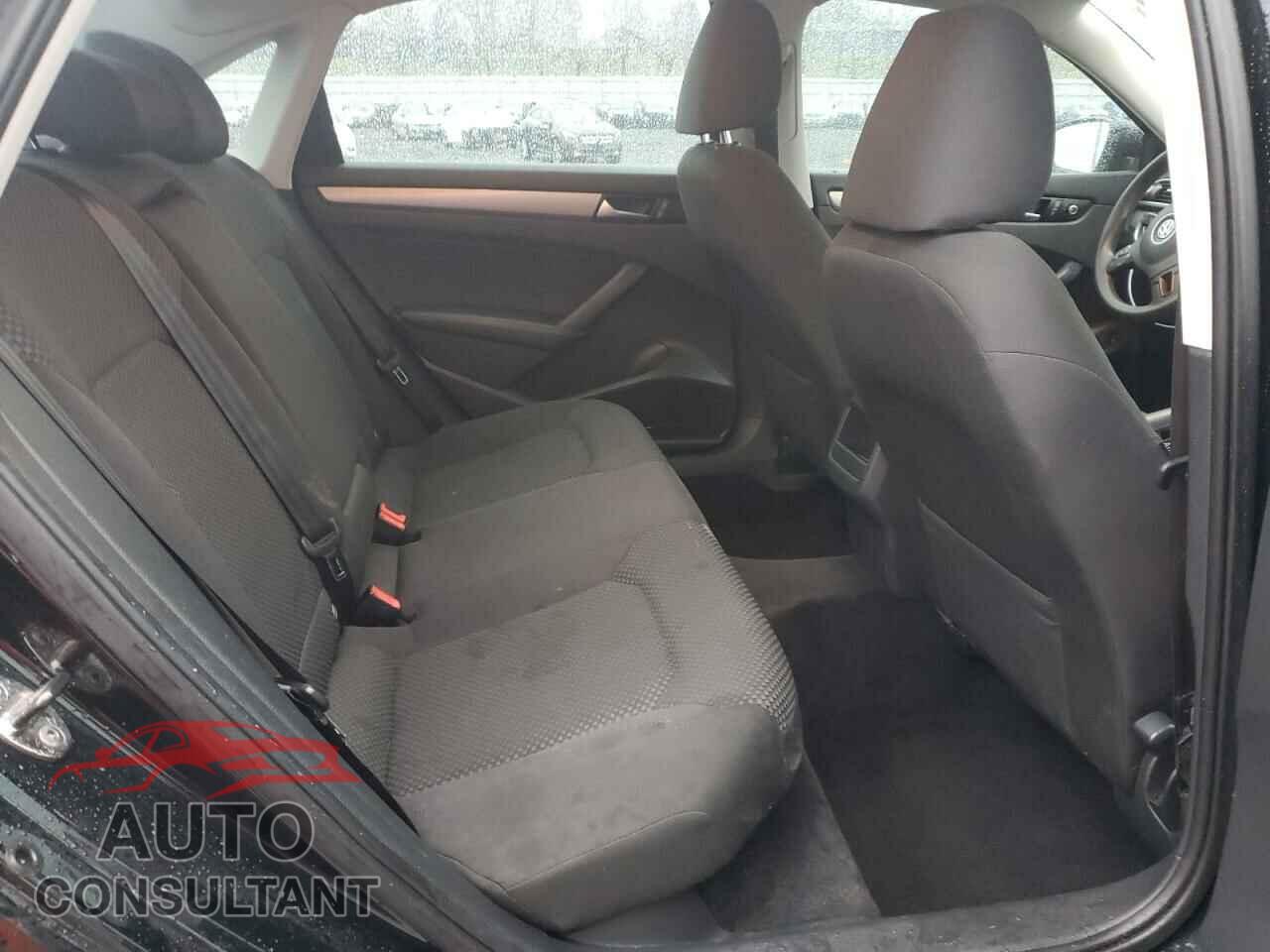 VOLKSWAGEN PASSAT 2013 - 1VWAP7A34DC024921