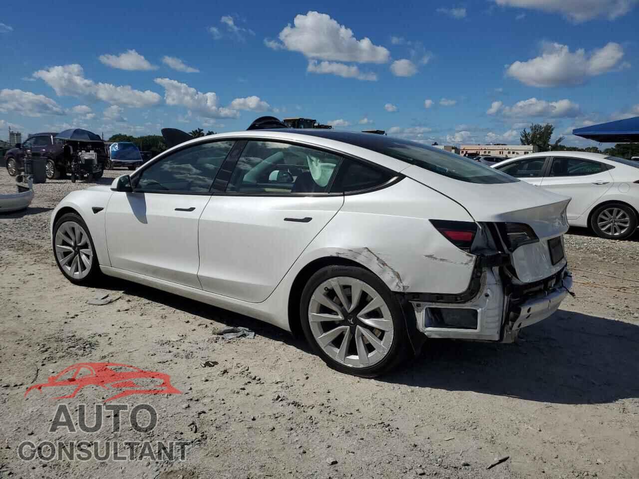 TESLA MODEL 3 2021 - 5YJ3E1EA5MF978409