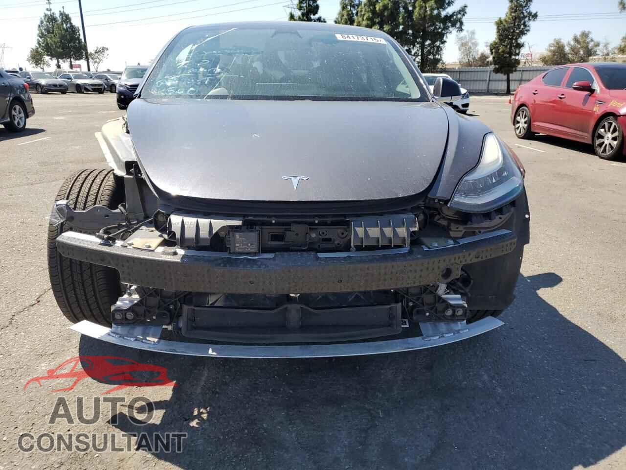 TESLA MODEL 3 2019 - 5YJ3E1EA2KF412656