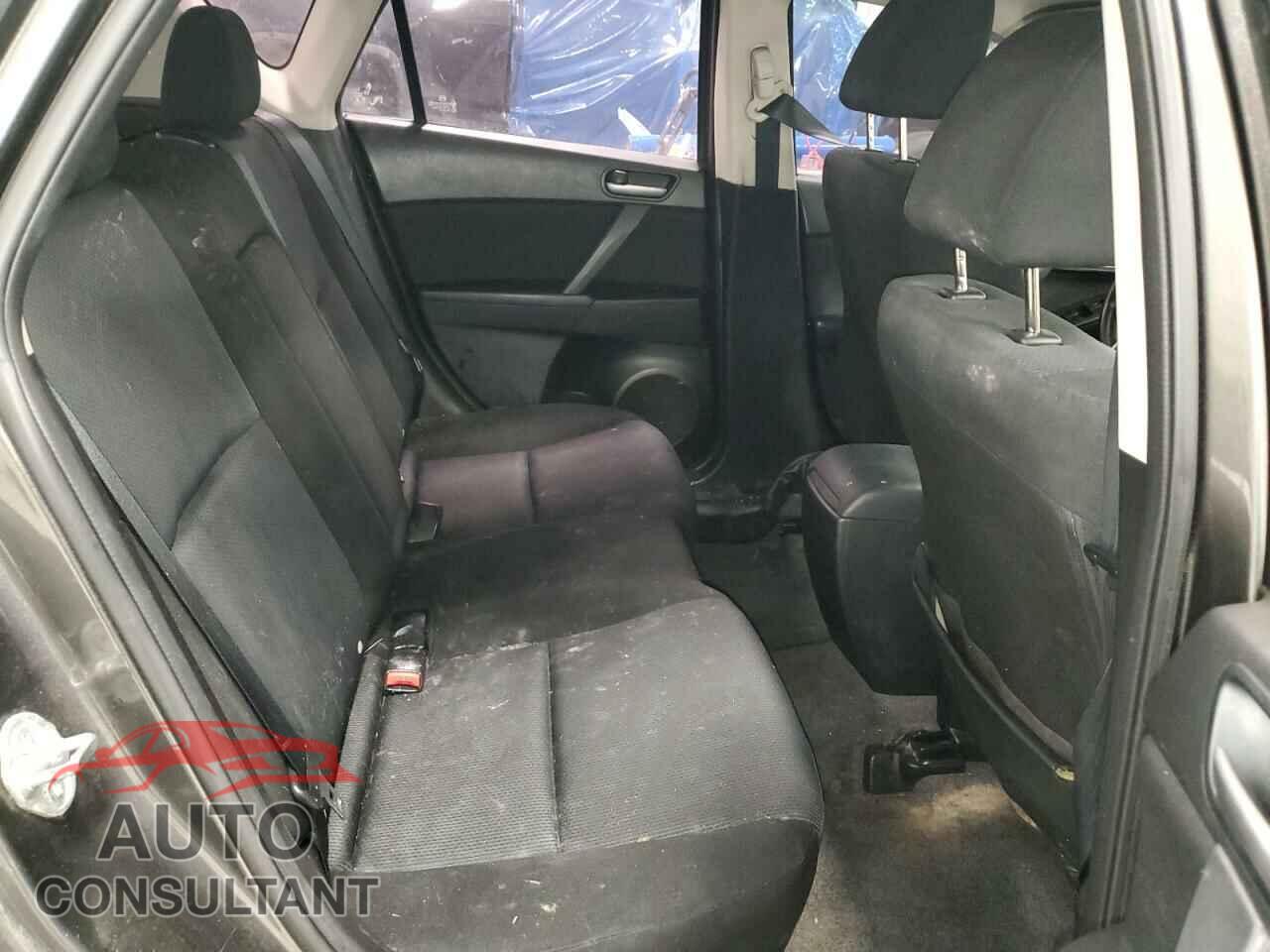 MAZDA MAZDA3 2011 - JM1BL1L57B1385017