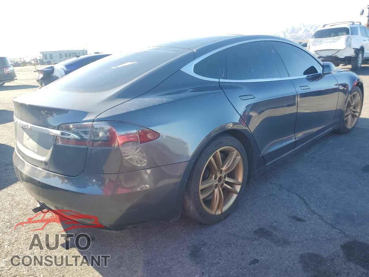 TESLA MODEL S 2016 - 5YJSA1E20GF168111