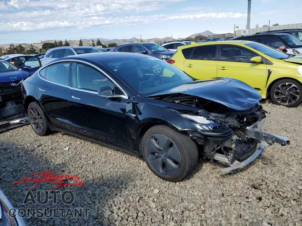 TESLA MODEL 3 2018 - 5YJ3E1EA5JF040163