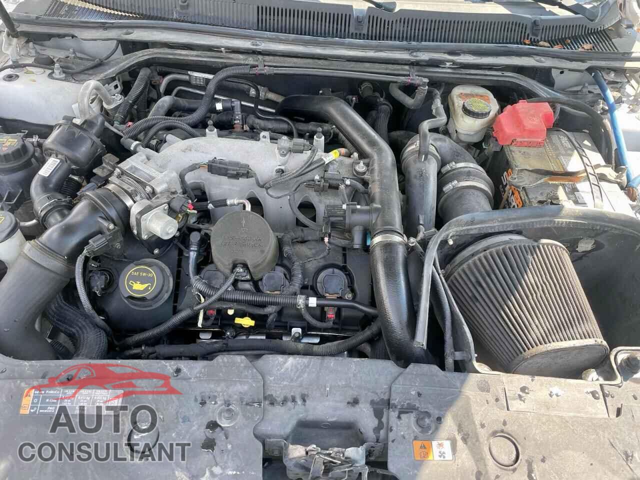 FORD TAURUS 2015 - 1FAHP2KT2FG174904