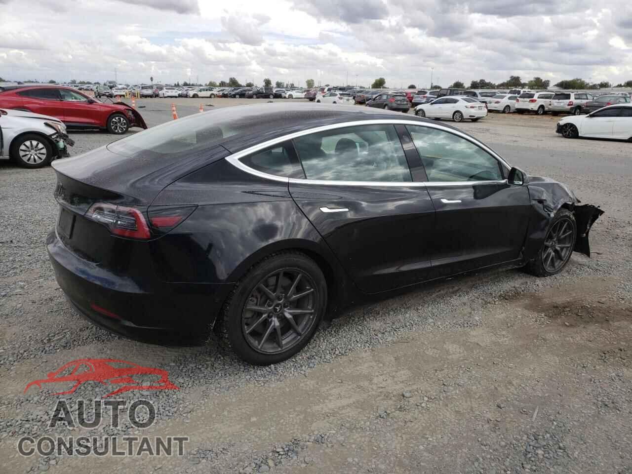 TESLA MODEL 3 2019 - 5YJ3E1EA5KF304399