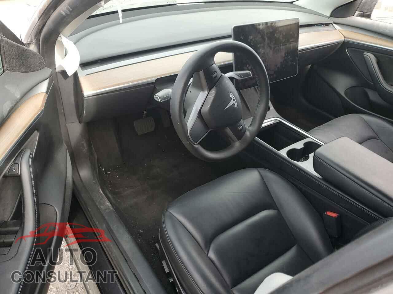 TESLA MODEL 3 2022 - 5YJ3E1EA3NF303899