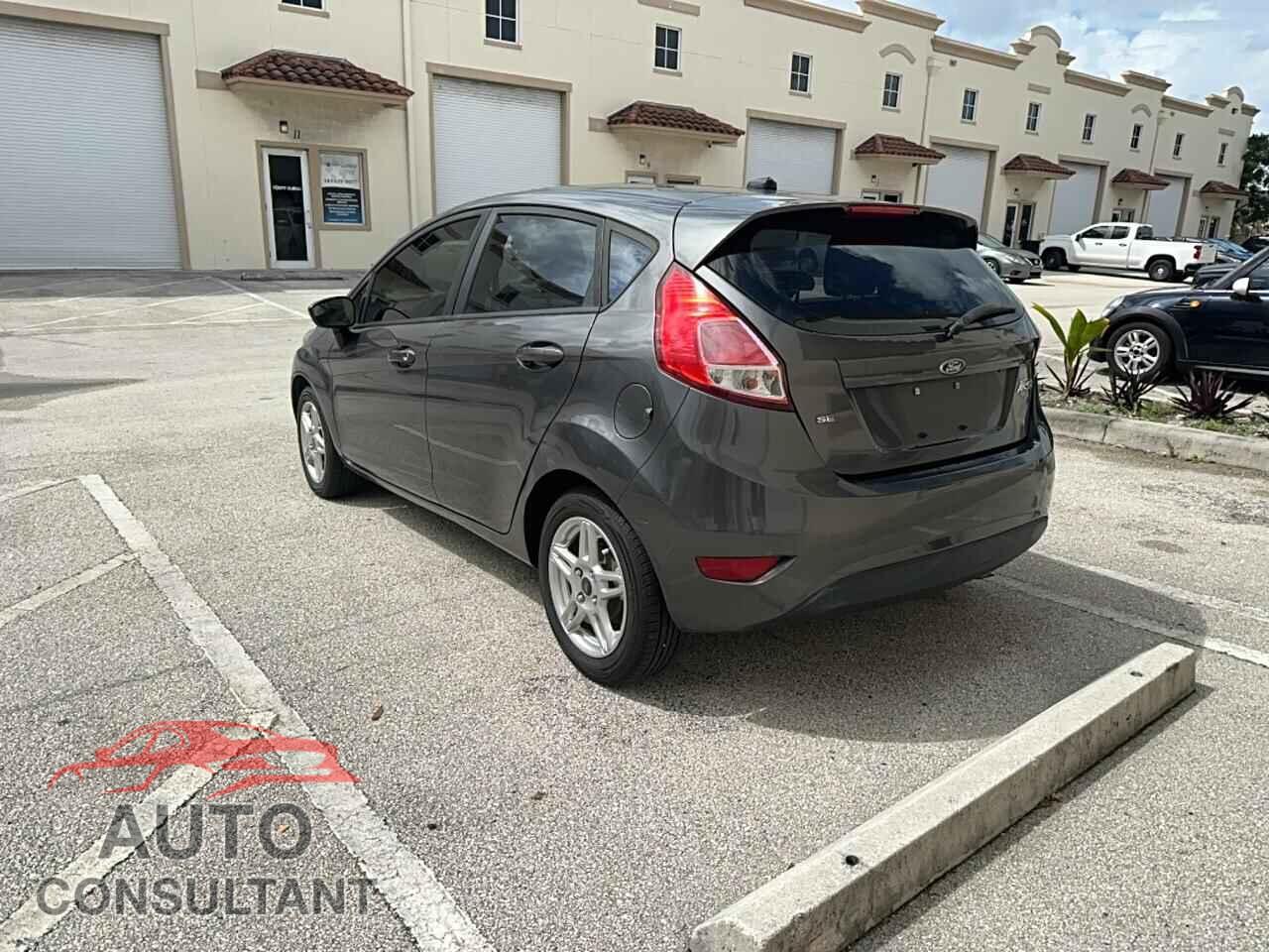FORD FIESTA 2017 - 3FADP4EJ2HM134593