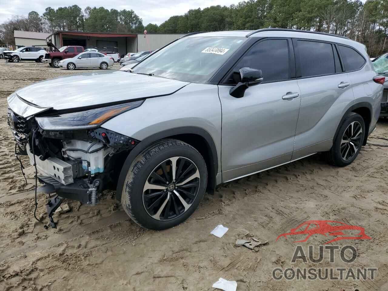 TOYOTA HIGHLANDER 2022 - 5TDLZRBH1NS238146