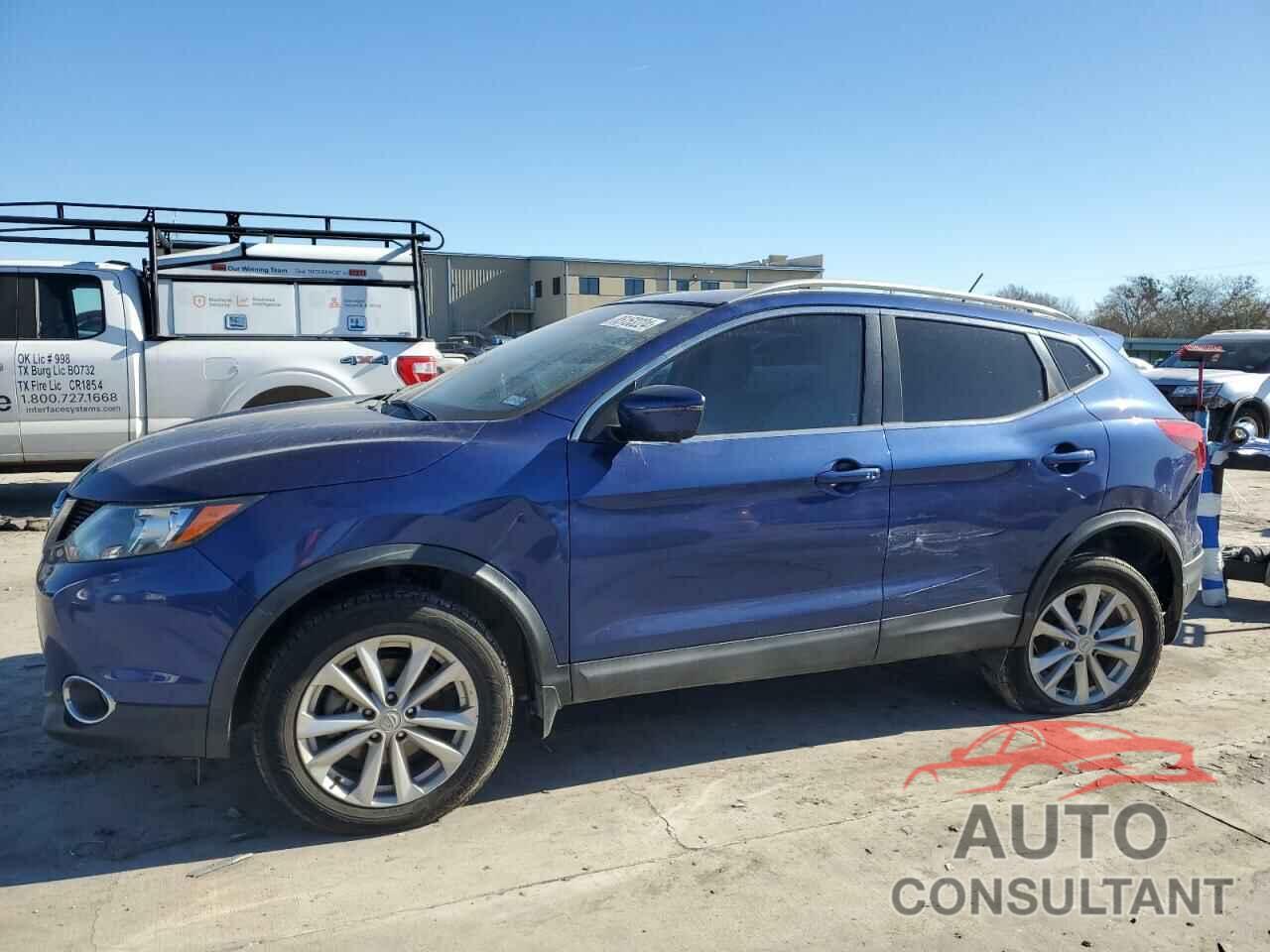 NISSAN ROGUE 2017 - JN1BJ1CP2HW002624