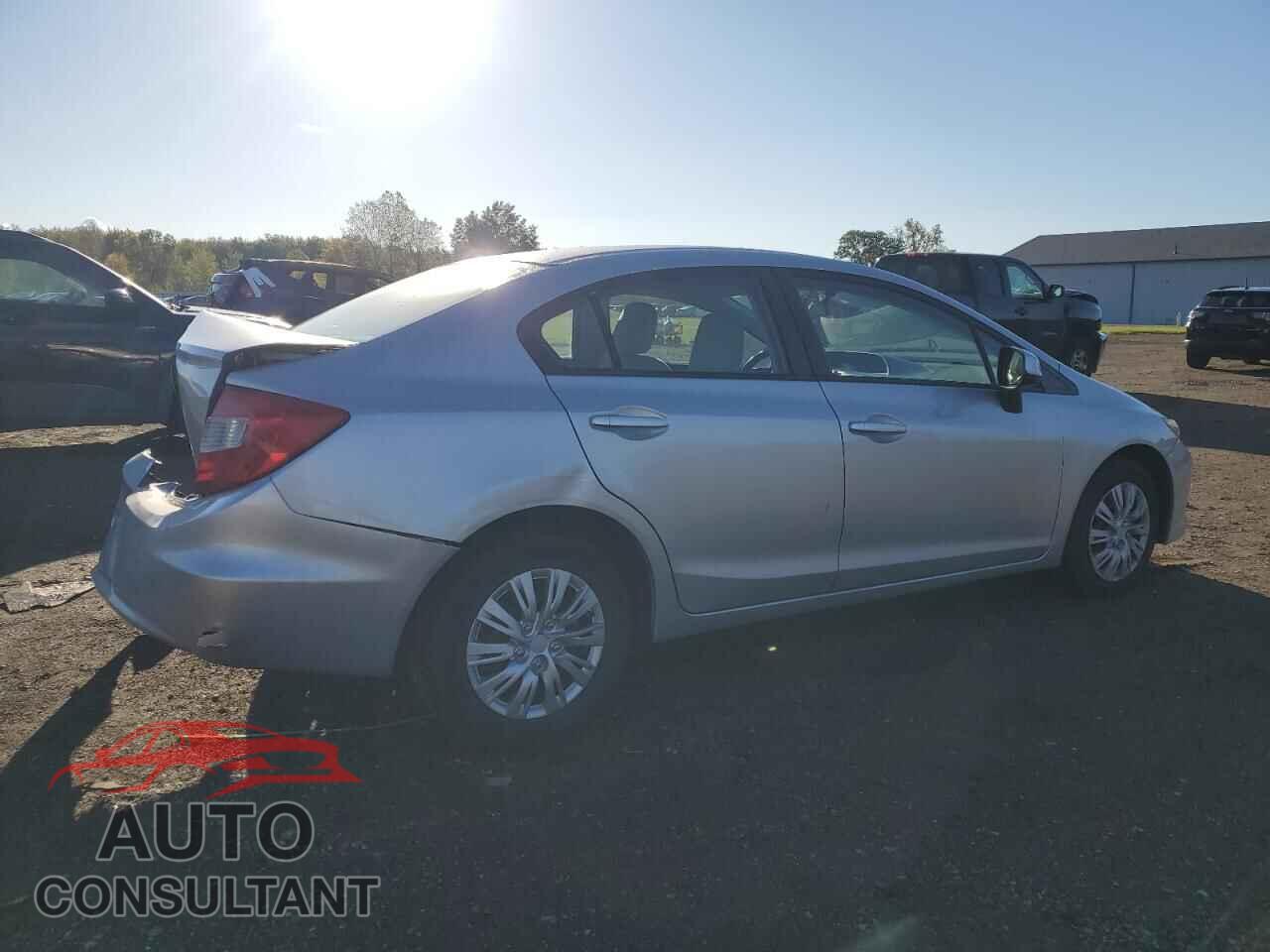 HONDA CIVIC 2012 - 2HGFB2F55CH589986