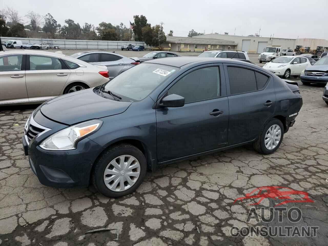 NISSAN VERSA 2017 - 3N1CN7AP8HL820735