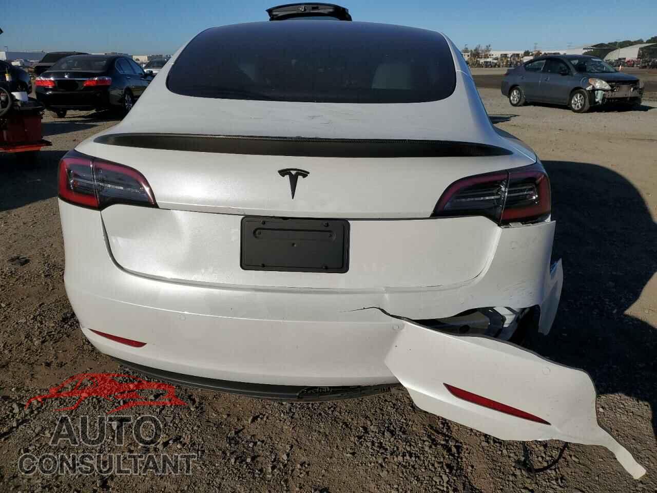TESLA MODEL 3 2021 - 5YJ3E1EA1MF995191