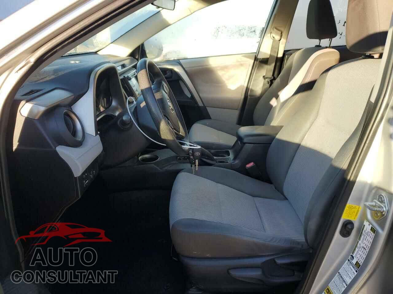 TOYOTA RAV4 2013 - 2T3BFREV4DW052877