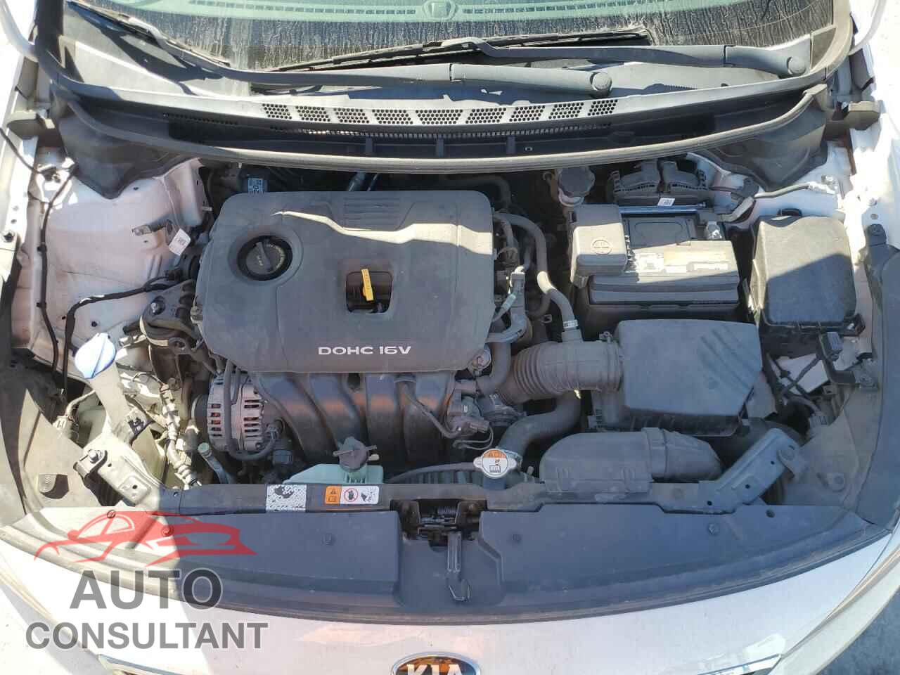 KIA FORTE 2018 - 3KPFK4A76JE168564