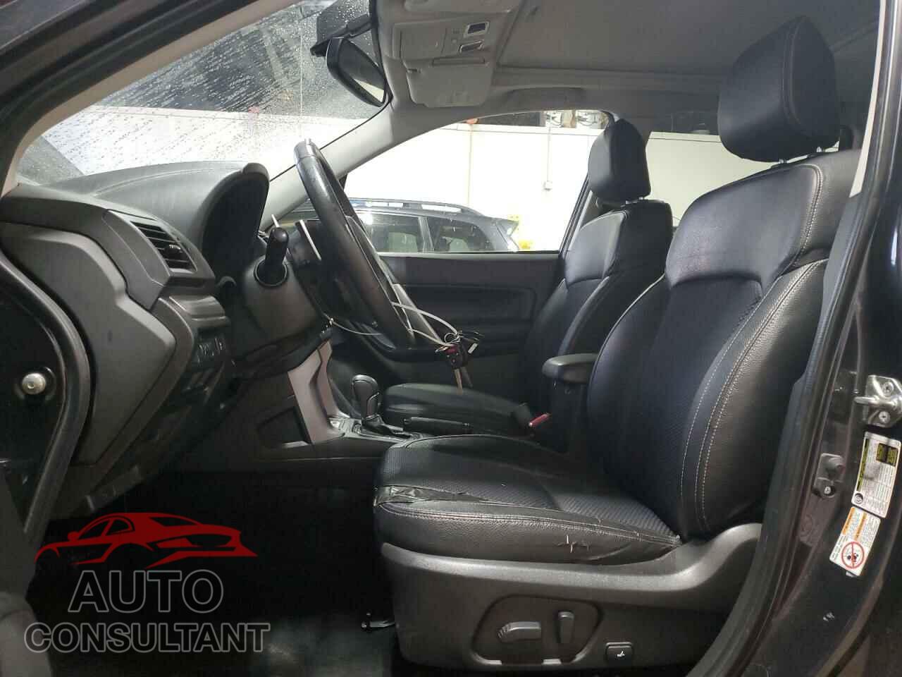 SUBARU FORESTER 2015 - JF2SJGDC2FH465667