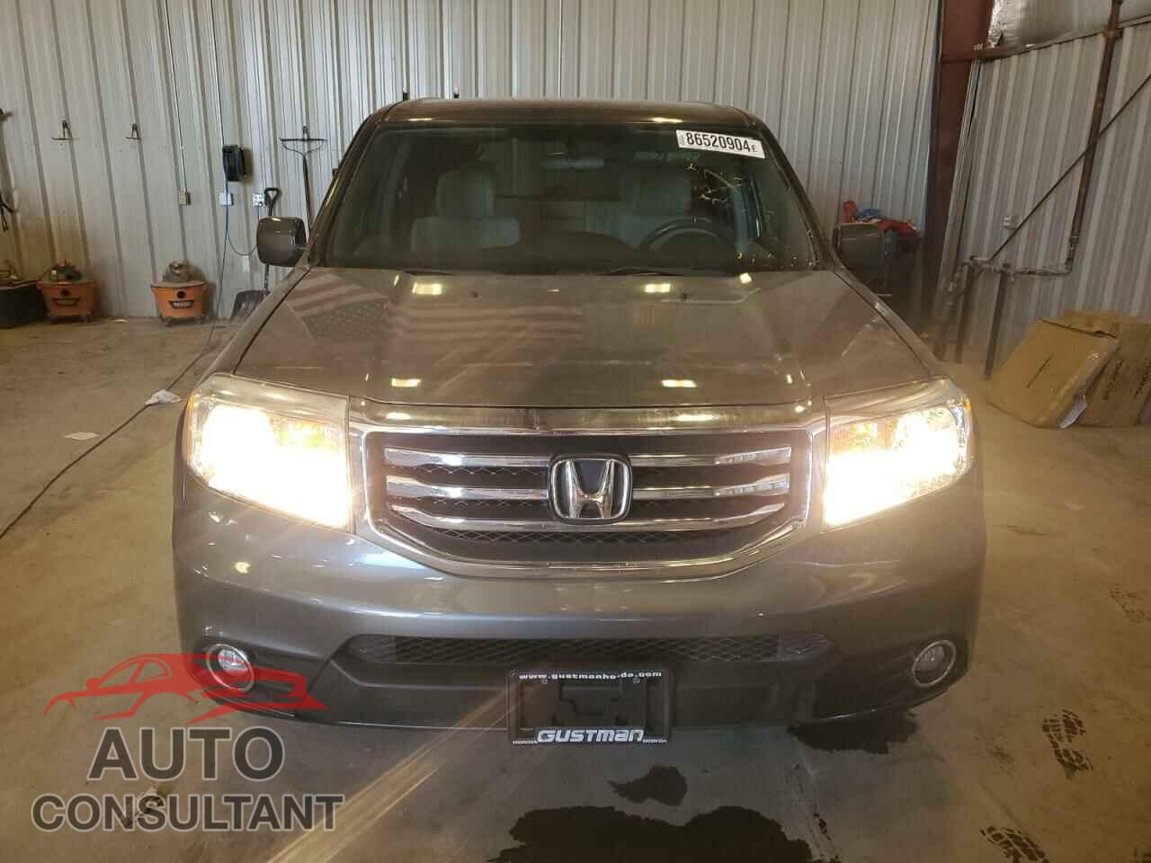 HONDA PILOT 2013 - 5FNYF4H47DB015201