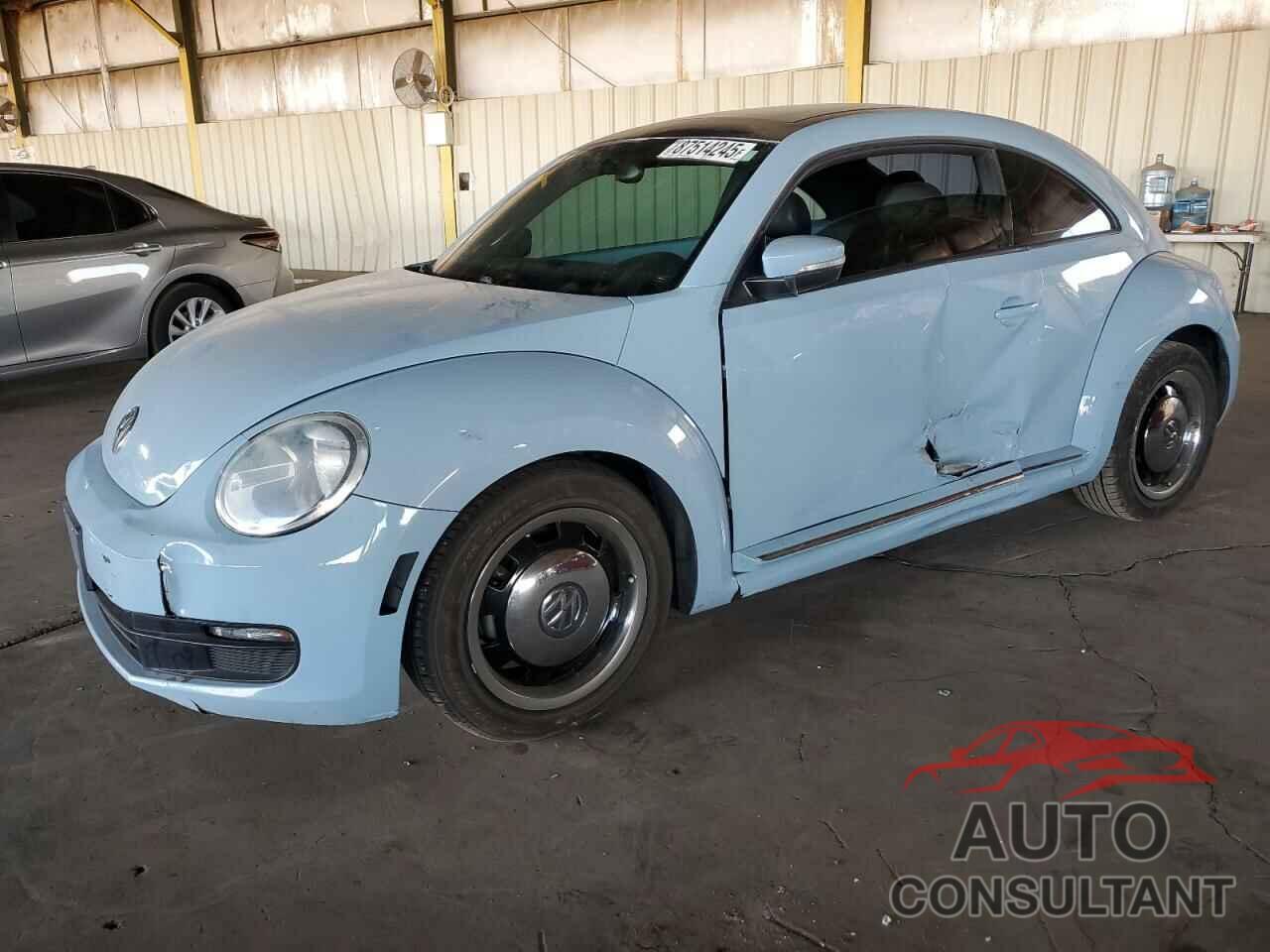 VOLKSWAGEN BEETLE 2013 - 3VWJX7AT5DM609215
