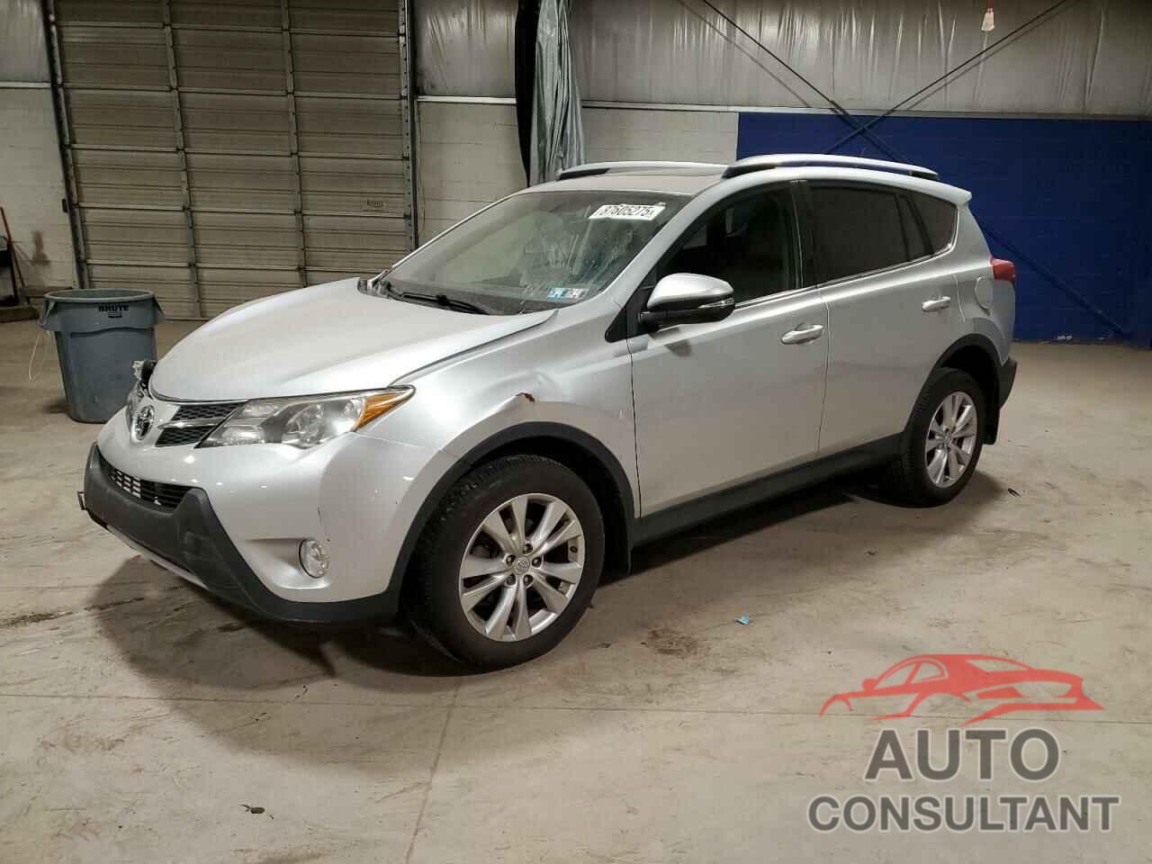TOYOTA RAV4 2015 - JTMDFREV6FD165187