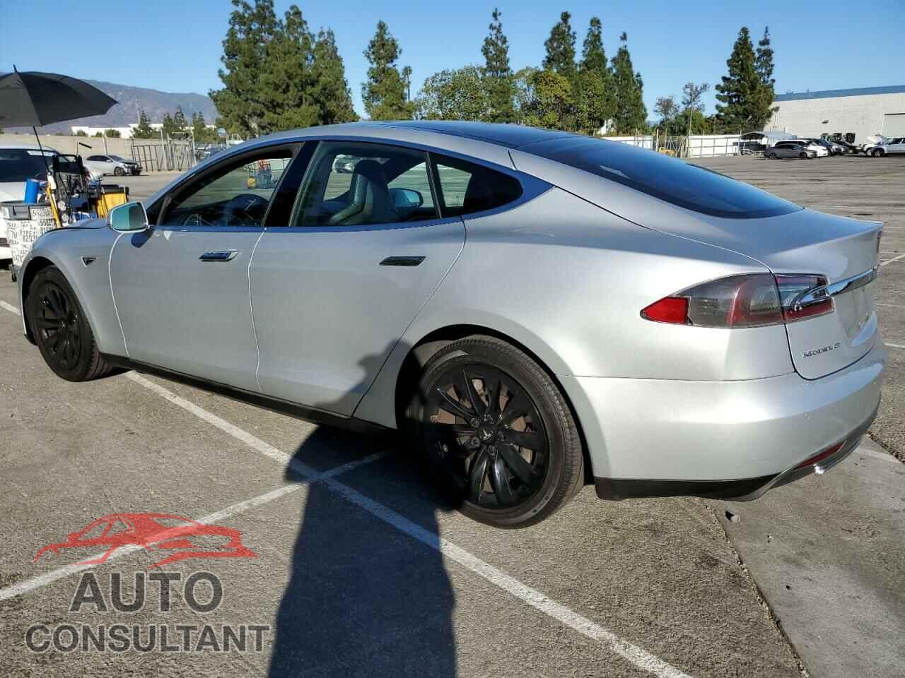 TESLA MODEL S 2013 - 5YJSA1CN7DFP27193