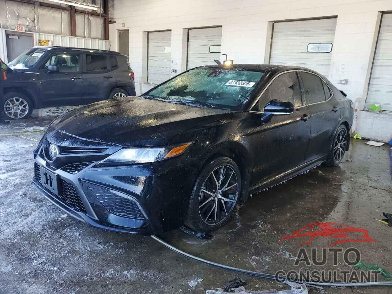 TOYOTA CAMRY 2023 - 4T1T11BK1PU098632