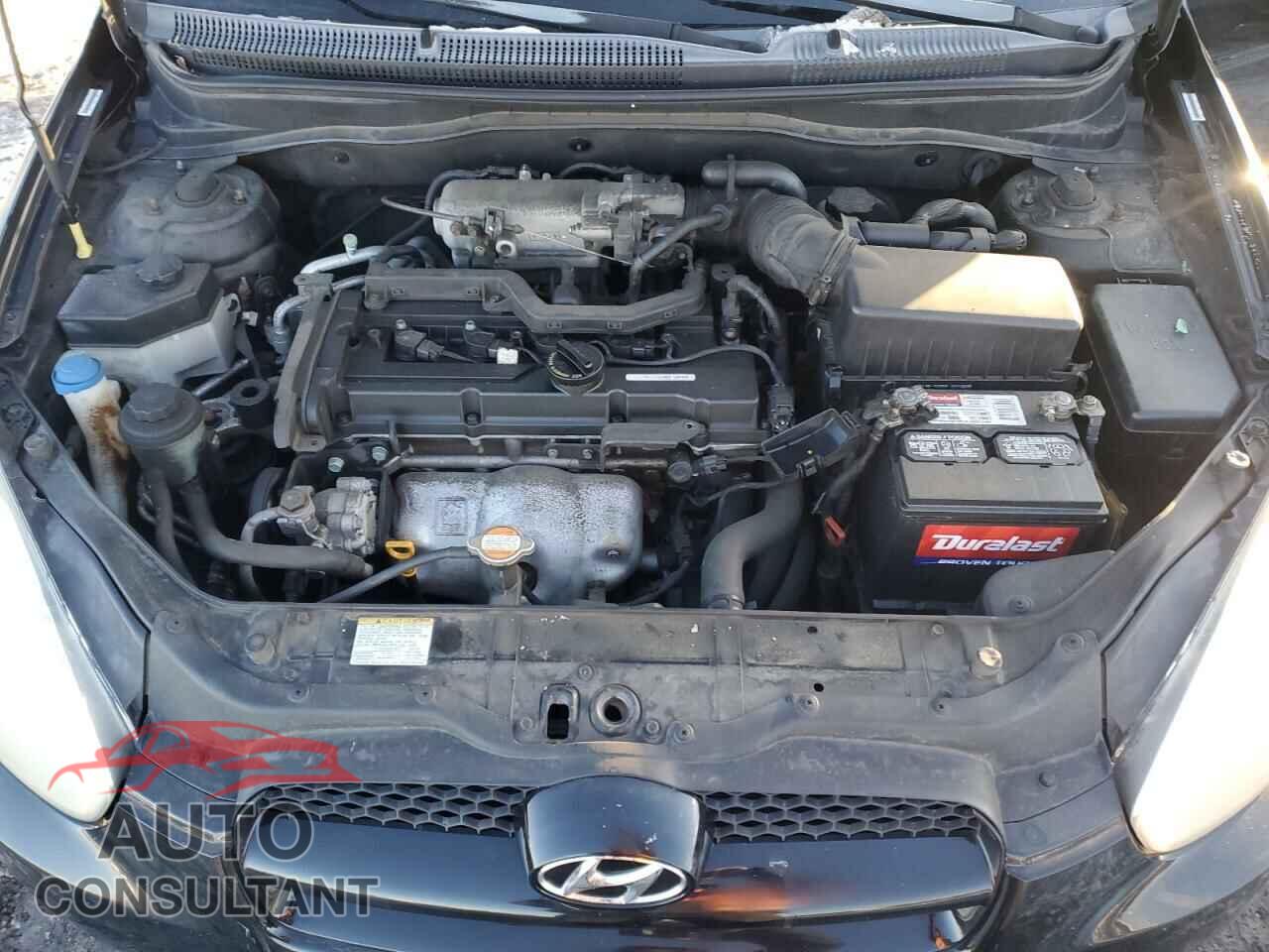 HYUNDAI ACCENT 2009 - KMHCM36C19U132867