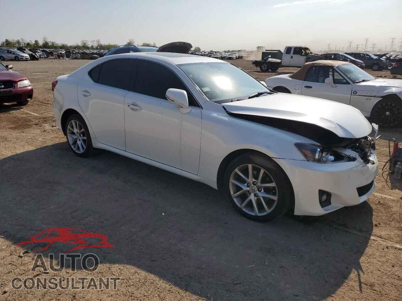 LEXUS IS 2011 - JTHCF5C29B5048588