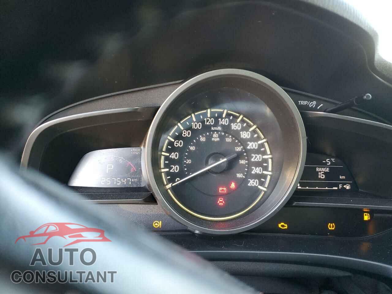 MAZDA 3 2017 - 3MZBN1L76HM132808