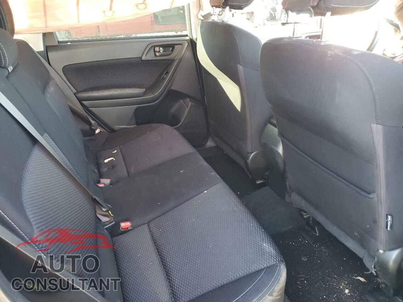 SUBARU FORESTER 2017 - JF2SJADC3HH529926
