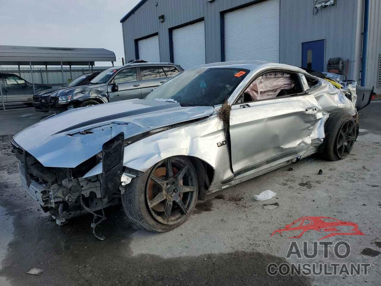 FORD MUSTANG 2016 - 1FA6P8CF6G5240709