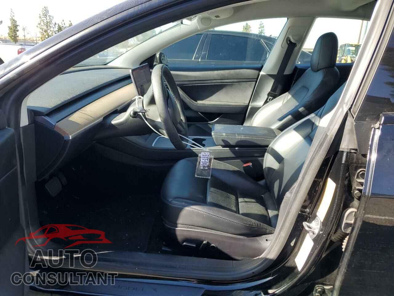 TESLA MODEL 3 2021 - 5YJ3E1EA7MF875556