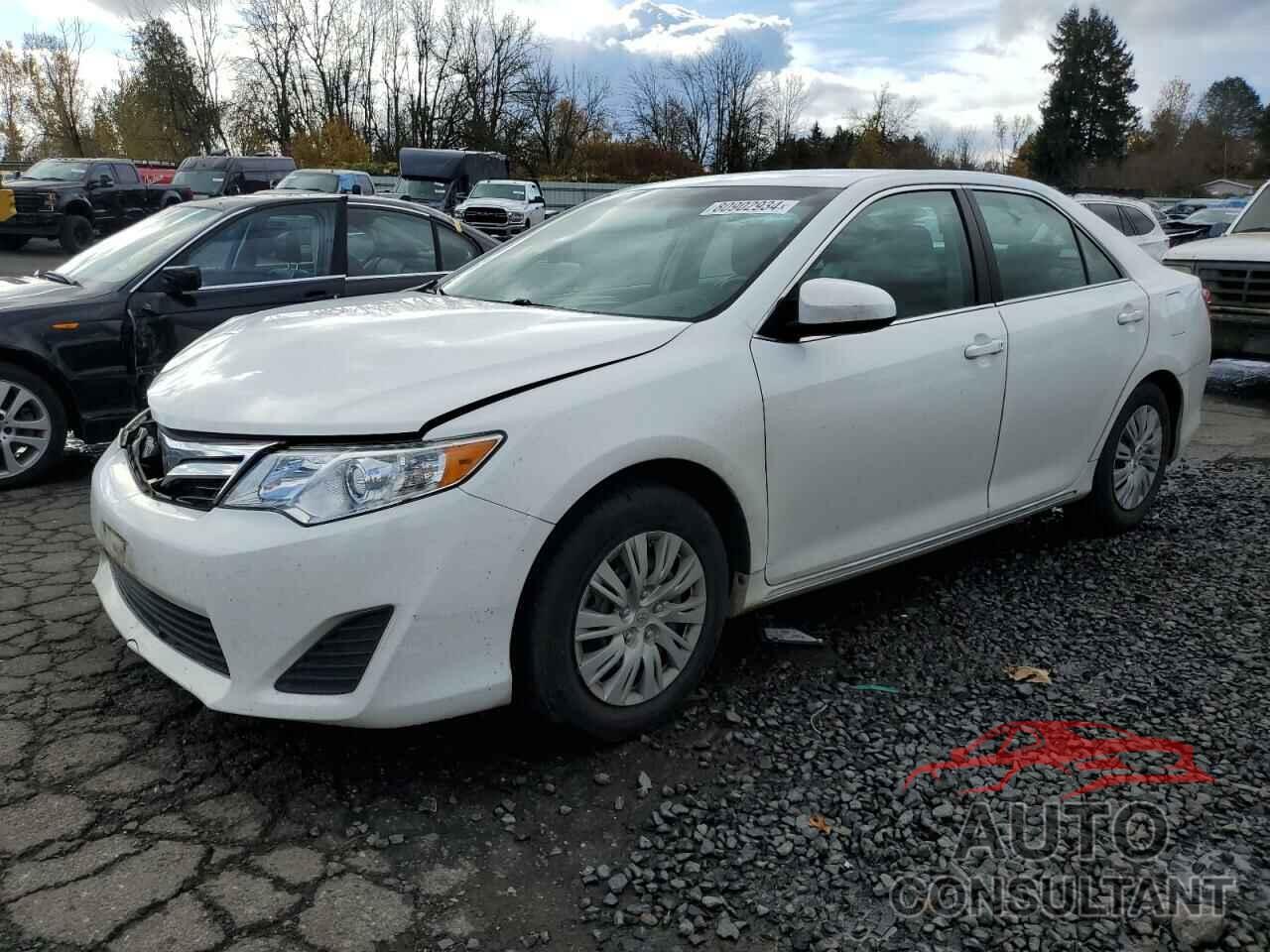 TOYOTA CAMRY 2013 - 4T4BF1FK1DR302385