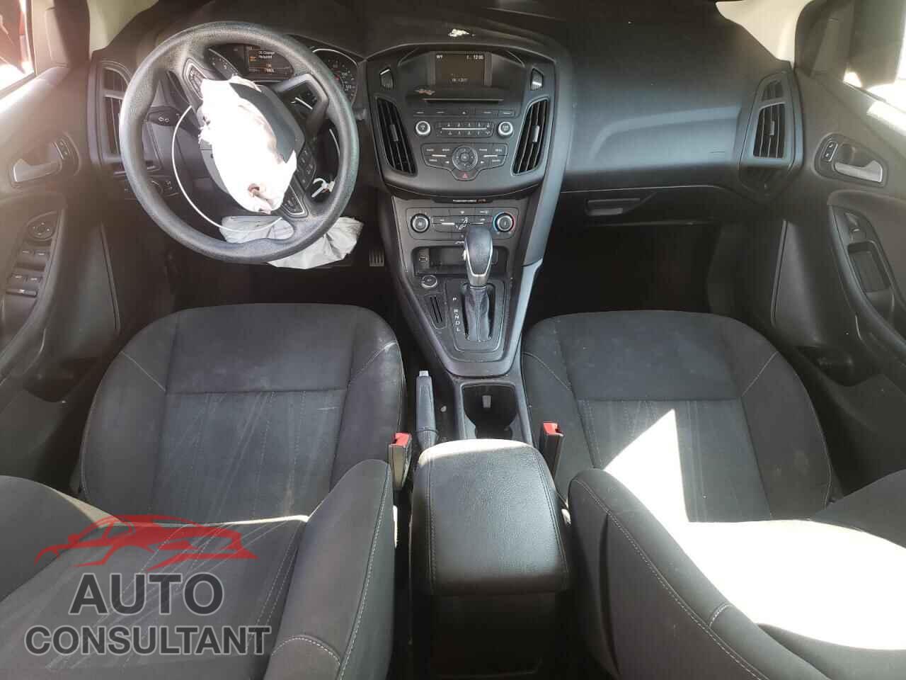 FORD FOCUS 2017 - 1FADP3F20HL346315