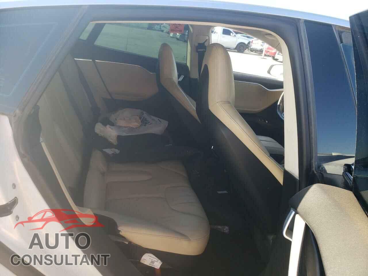 TESLA MODEL S 2014 - 5YJSA1H12EFP35872