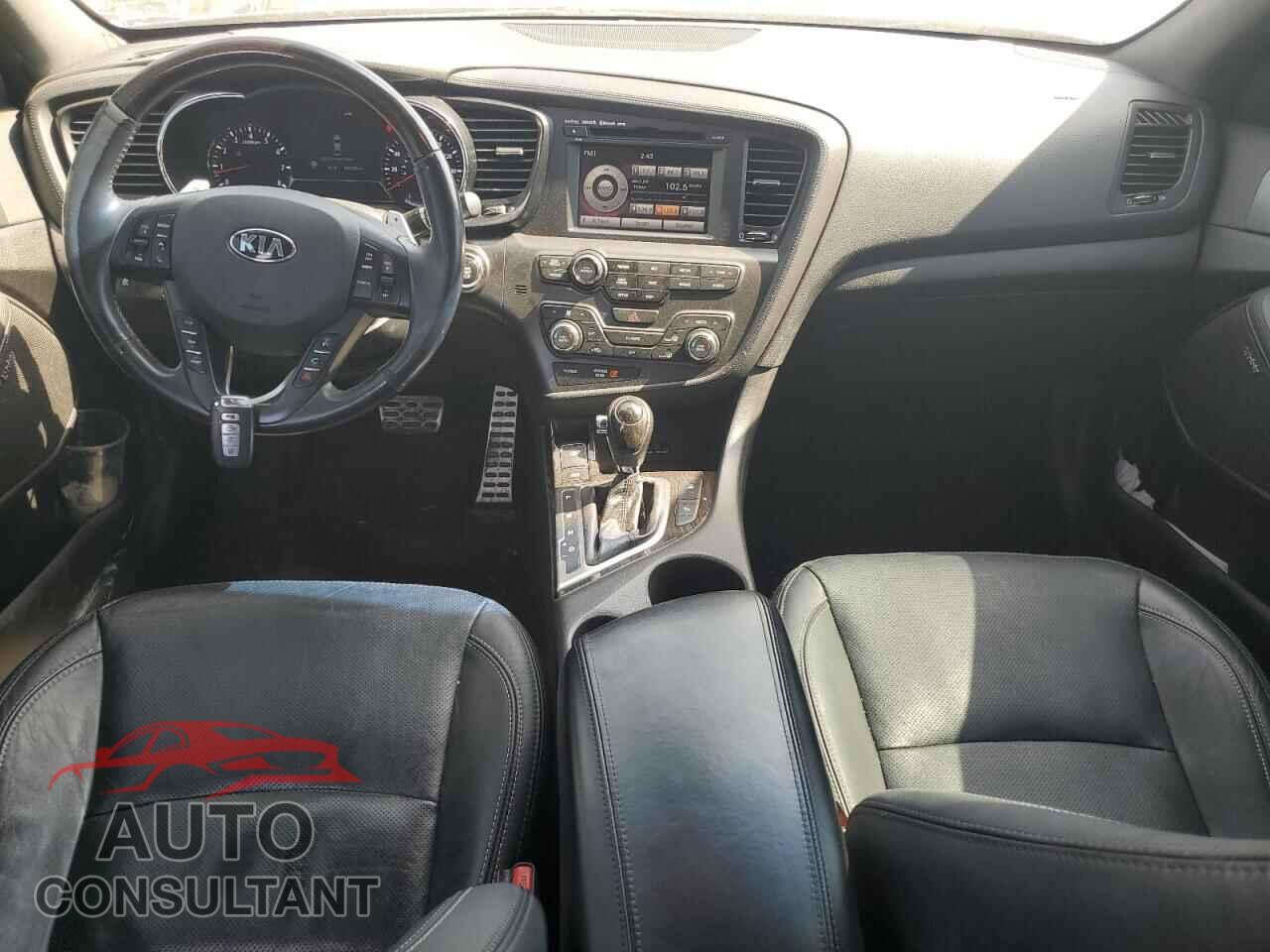 KIA OPTIMA 2013 - 5XXGR4A68DG091876