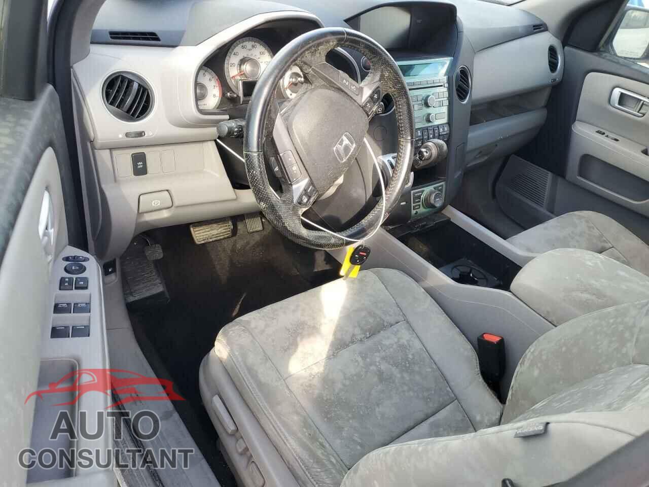 HONDA PILOT 2011 - 5FNYF3H74BB044995