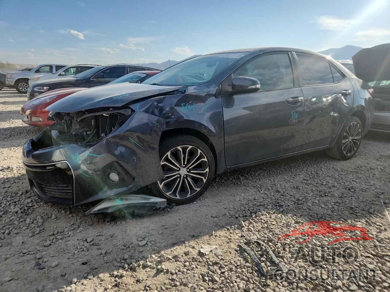 TOYOTA COROLLA 2015 - 5YFBURHE6FP208190