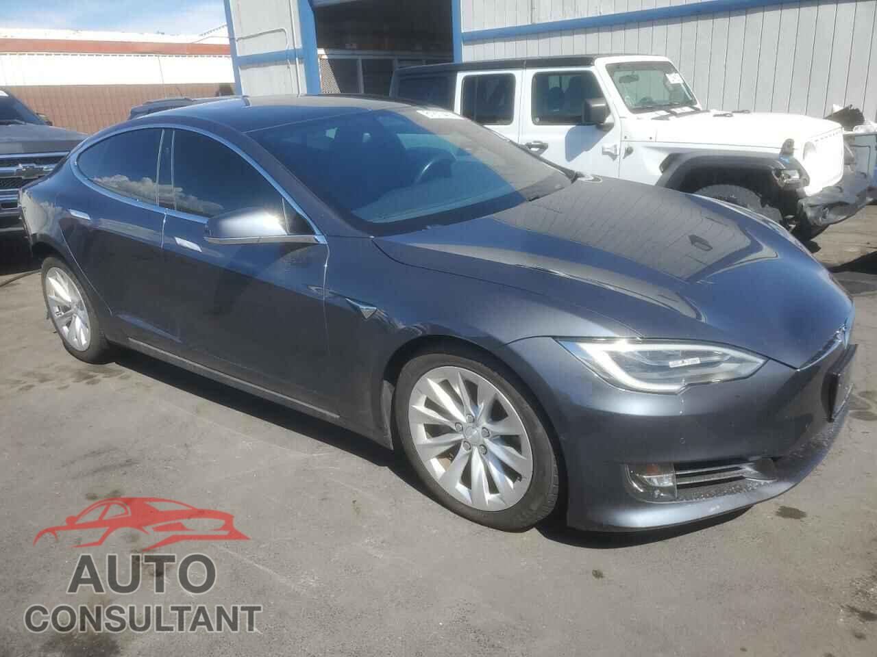 TESLA MODEL S 2018 - 5YJSA1E21JF285459