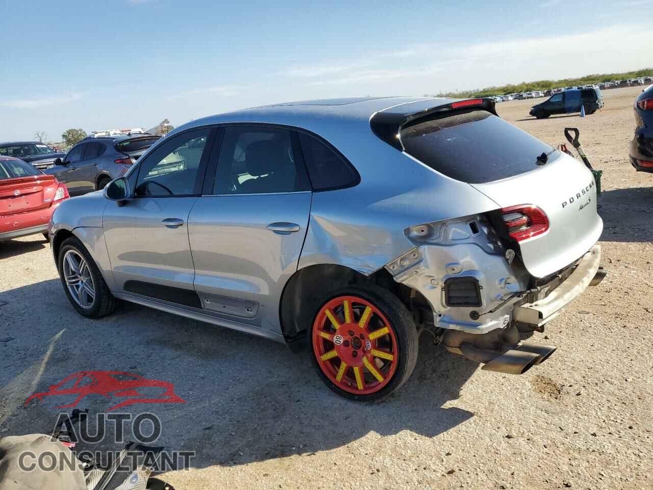 PORSCHE MACAN 2016 - WP1AB2A55GLB46776