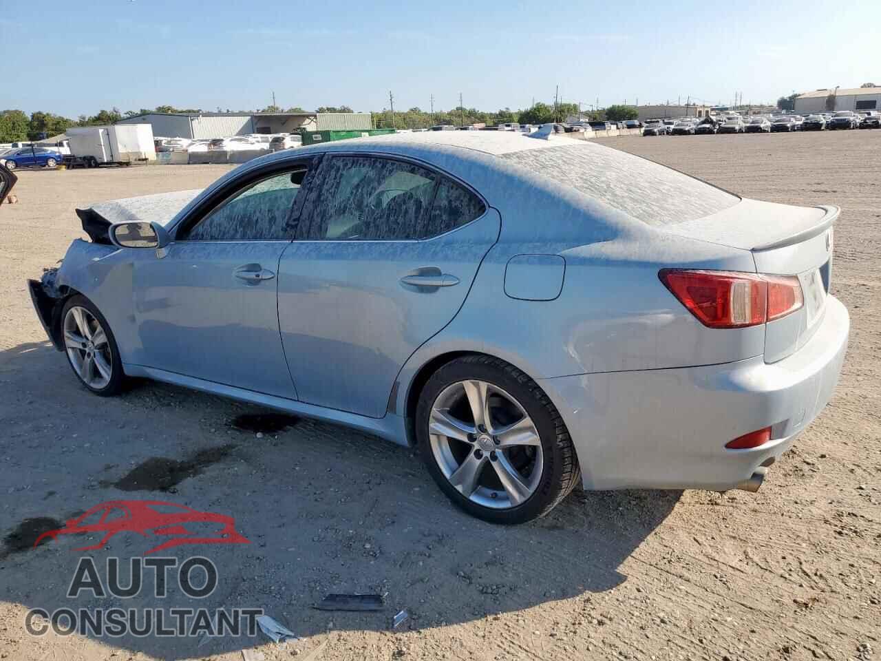 LEXUS IS 2011 - JTHBF5C25B5138851