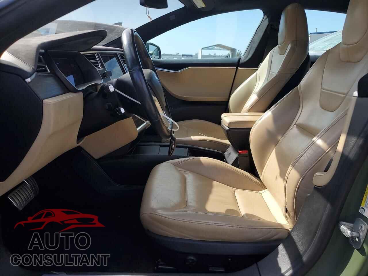 TESLA MODEL S 2015 - 5YJSA1H46FF084323
