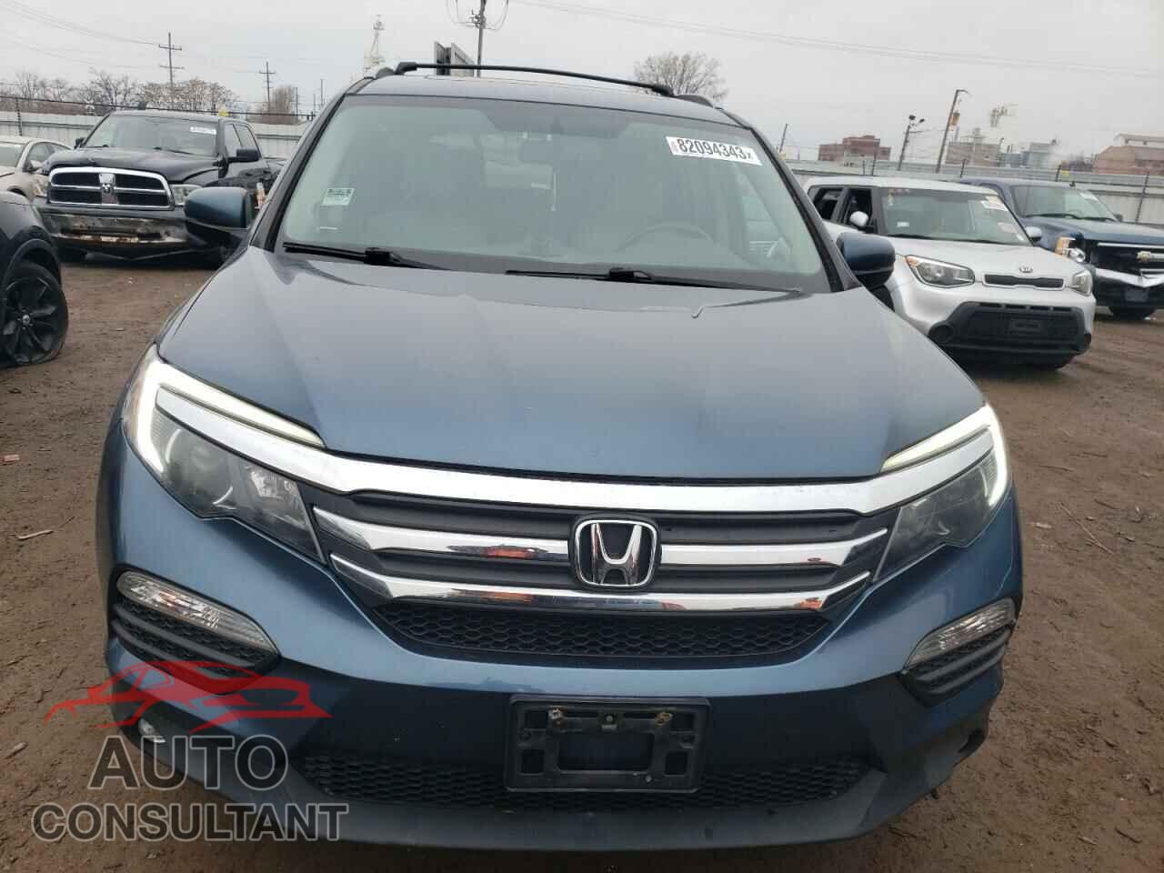 HONDA PILOT 2017 - 5FNYF6H58HB048573