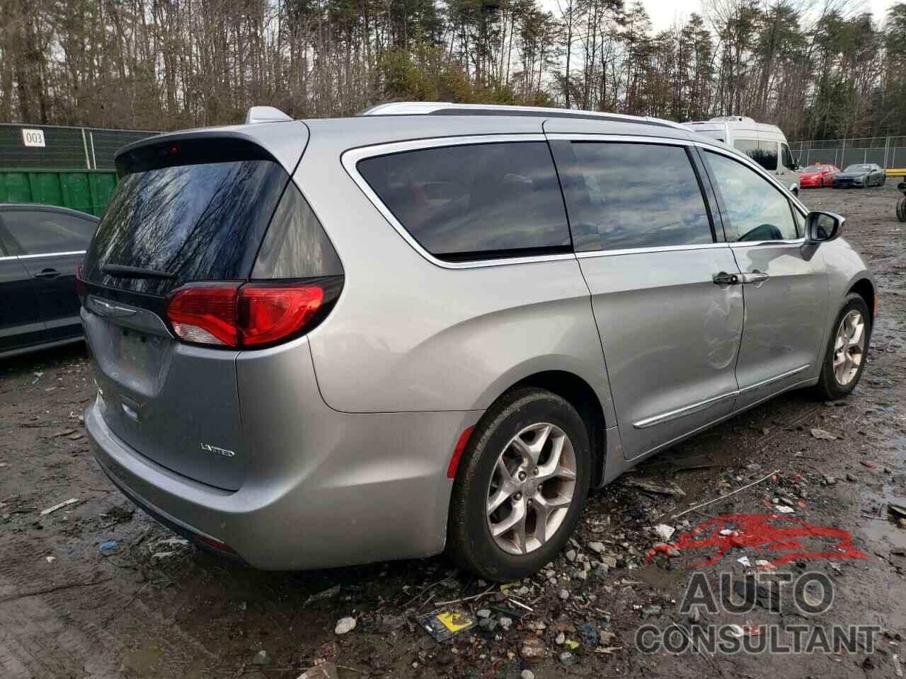CHRYSLER PACIFICA 2017 - 2C4RC1GG5HR560492
