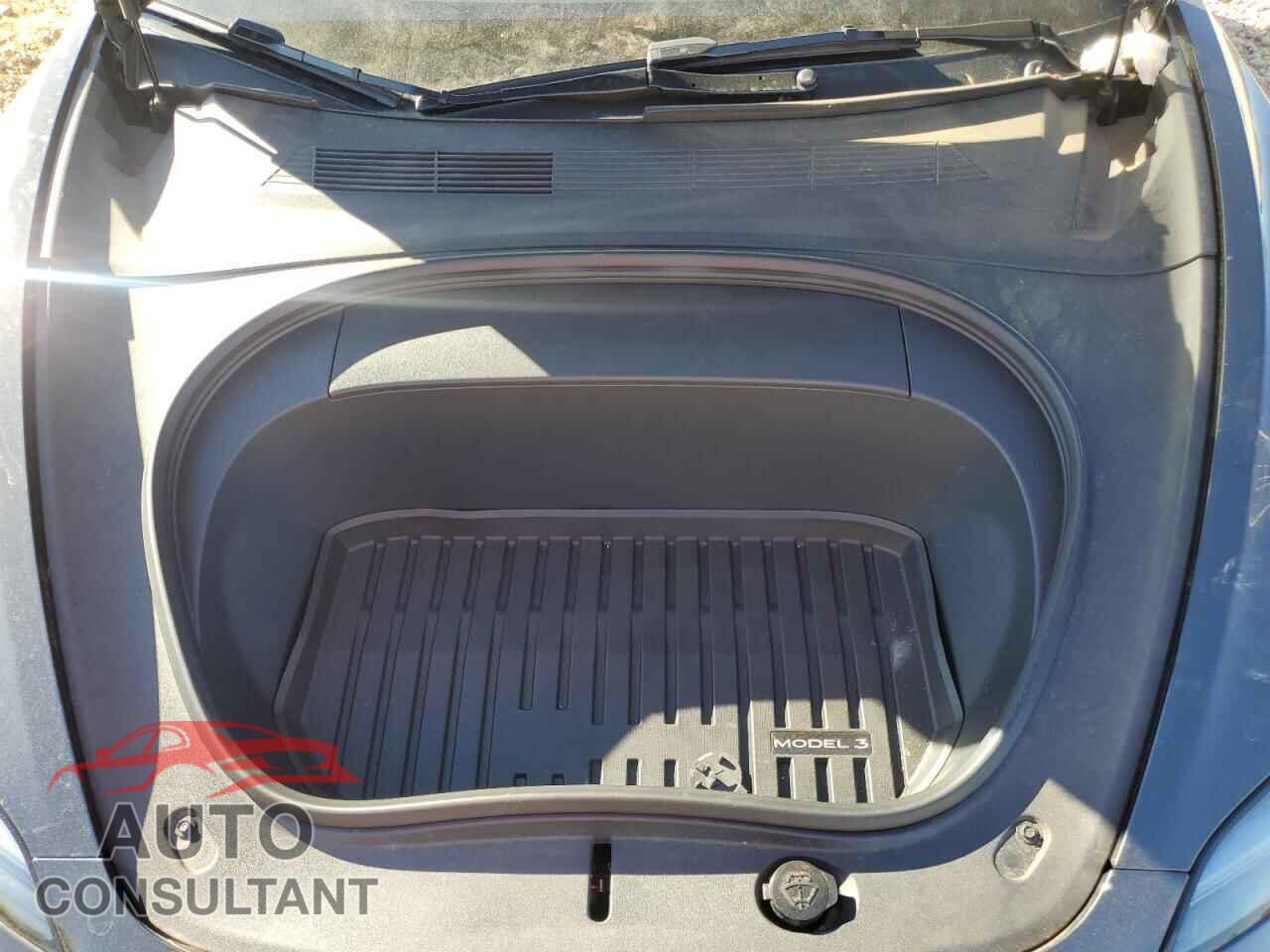 TESLA MODEL 3 2024 - 5YJ3E1EA2RF732361