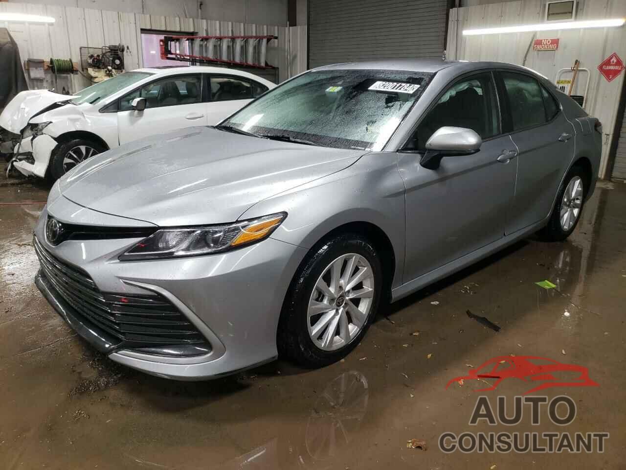 TOYOTA CAMRY 2023 - 4T1C11AK6PU806505