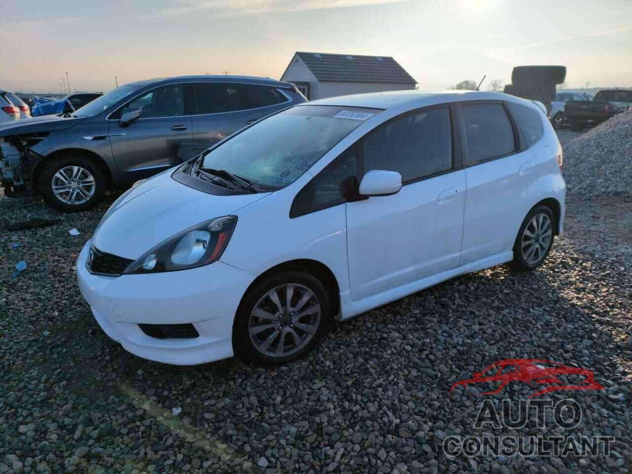 HONDA FIT 2013 - JHMGE8H58DC017789